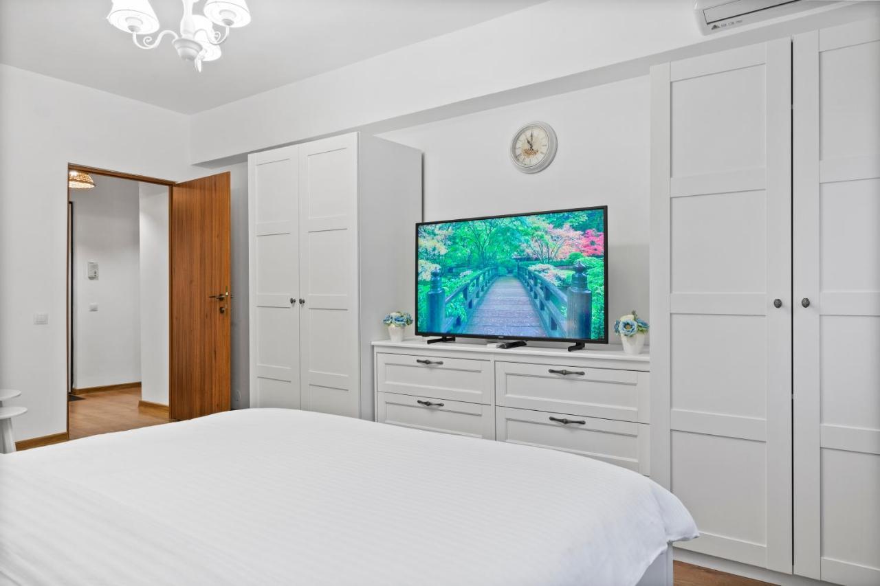 Sudului 303 By Mrg Apartments Bucarest Exterior foto